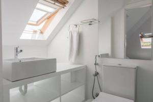 Beautiful Apartment with View of the Tagus River