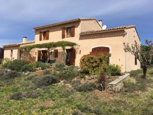 MAGNIFIQUE VILLA DANS LE LUBERON