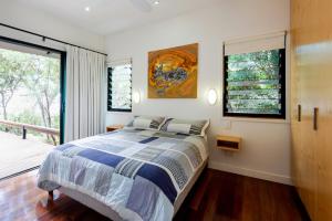 91 Tramican - Aquamarine