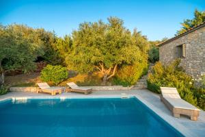 Gialova Villa Sleeps 4 Pool Air Con WiFi Messinia Greece