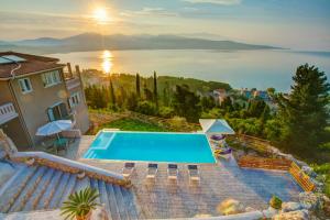 Lygia Villa Sleeps 6 Pool Air Con WiFi Lefkada Greece