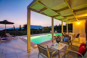 Fiskardo Villa Sleeps 4 Pool Air Con WiFi Kefalloniá Greece