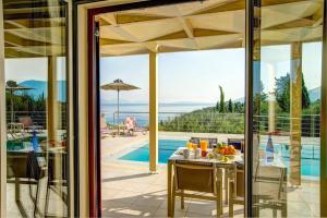 Fiskardo Villa Sleeps 4 Pool Air Con WiFi Kefalloniá Greece