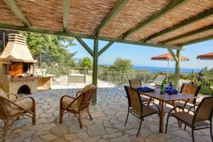 Skala Villa Sleeps 4 Pool Air Con WiFi Kefalloniá Greece