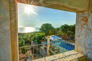 Perachori Villa Sleeps 6 Pool Air Con WiFi Ithaka Greece
