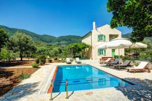 Perachori Villa Sleeps 6 Pool Air Con WiFi Ithaka Greece