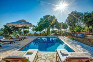 Perachori Villa Sleeps 6 Pool Air Con WiFi Ithaka Greece