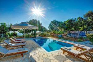 Perachori Villa Sleeps 6 Pool Air Con WiFi Ithaka Greece