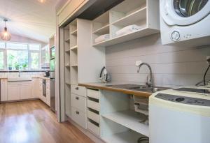 Franklin - An Escape to the Country