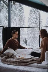 Magical Pond Nature Igloos - Suorajärvi