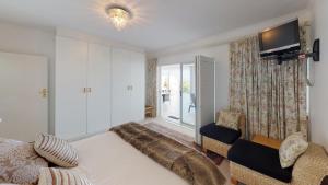 On The Beach Apartments