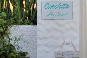 Villa Conchita By Seric,15´ walking to the beach