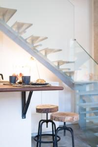 Stylish Tailor Made Flat