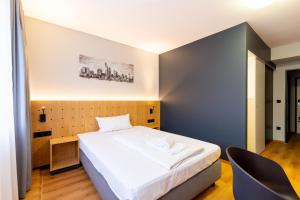 Standard Single Room room in mk hotel frankfurt