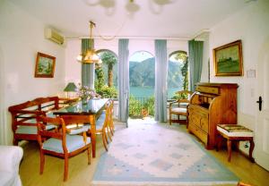 Barony romantic villa