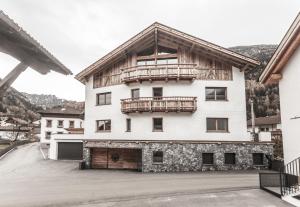 Pansion Chalet Nr.121 Pfunds Austria