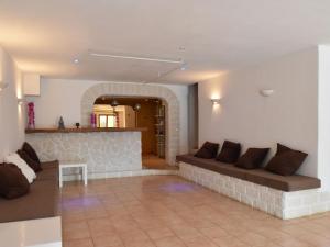 Villas Modernly decorated Proven al house : photos des chambres