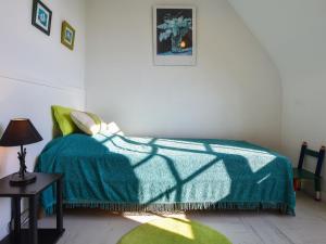 Maisons de vacances Holiday home in Saint Cast Le Guildo with garden : photos des chambres