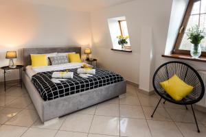 Apartament BIANCO NERO pod Jasną Górą, bezpłatny parking, teren ogrodzony.