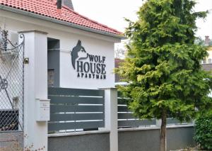 Wolf House Apartman - 3hvězdičkové hotely ve městě Zalaegerszeg