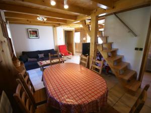 Chalets Peaceful Chalet in Les Houches with Mountain Views : photos des chambres