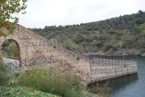 Puente Viejo de Buitrago CASA ROBLE