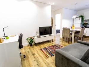 Apartamento com 2 Quartos em Alto de Pinheiros