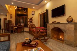 StayVista at Lake Trails with Lawn, Balcony & Lake View