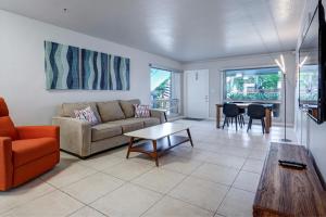 One-Bedroom Apartment room in Ocean Villas of Deerfield