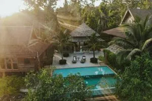 Royal Train Garden Resort - Ban Dong