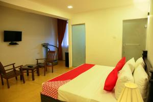 Glenloch Tea Factory Hotel