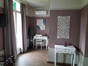 Hotels Le Cedre de Soyons : photos des chambres