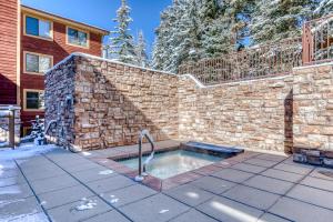 Black Bear Lodge II