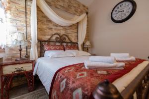 Maria's Boutique Rooms Korinthia Greece