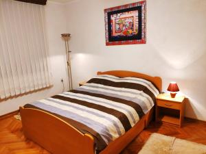 V2 with Love - Vintage Modern and Spacious