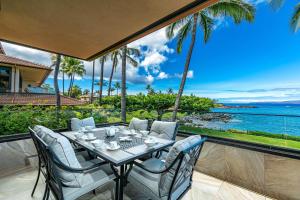 Two-Bedroom Apartment room in Makena Surf by Coldwell Banker Island Vacations