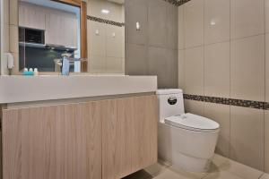 CONVENIENT Studio in Laguna Beach Resort 2.