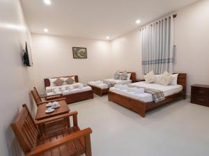 NHÀ NGHỈ HOA PHÁT