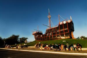 Santa Teresita frente al Mar