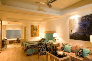 Suite Resort View with Beach Cabana