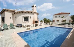 obrázek - Nice Home In San Miguel De Salinas With 3 Bedrooms, Outdoor Swimming Pool And Wifi