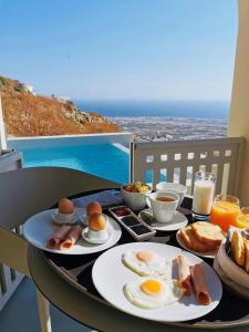 Star Infinity Suites Santorini Greece