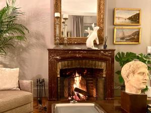 B&B / Chambres d'hotes VILLA DU CEDRE Honfleur : photos des chambres