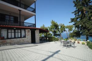 Sea View Apollo Apartments & Studios in Afytos Halkidiki Greece