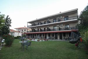 Sea View Apollo Apartments & Studios in Afytos Halkidiki Greece