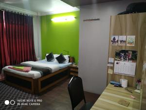 Three Brothers Apartment and Hotel