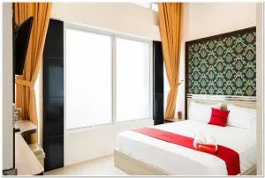 RedDoorz Plus @ Centrium Katamso Medan - Pulauberayan