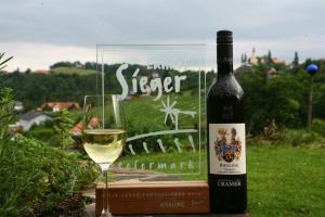 Weingut Albert, Familie Cramer