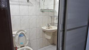 Phòng Tiêu Chuẩn 4 Người (Standard Quadruple Room)