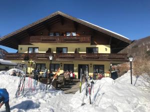 3 star penzion DEVA Hotel-Restaurant Fischerwirt Ruhpolding Nemčija